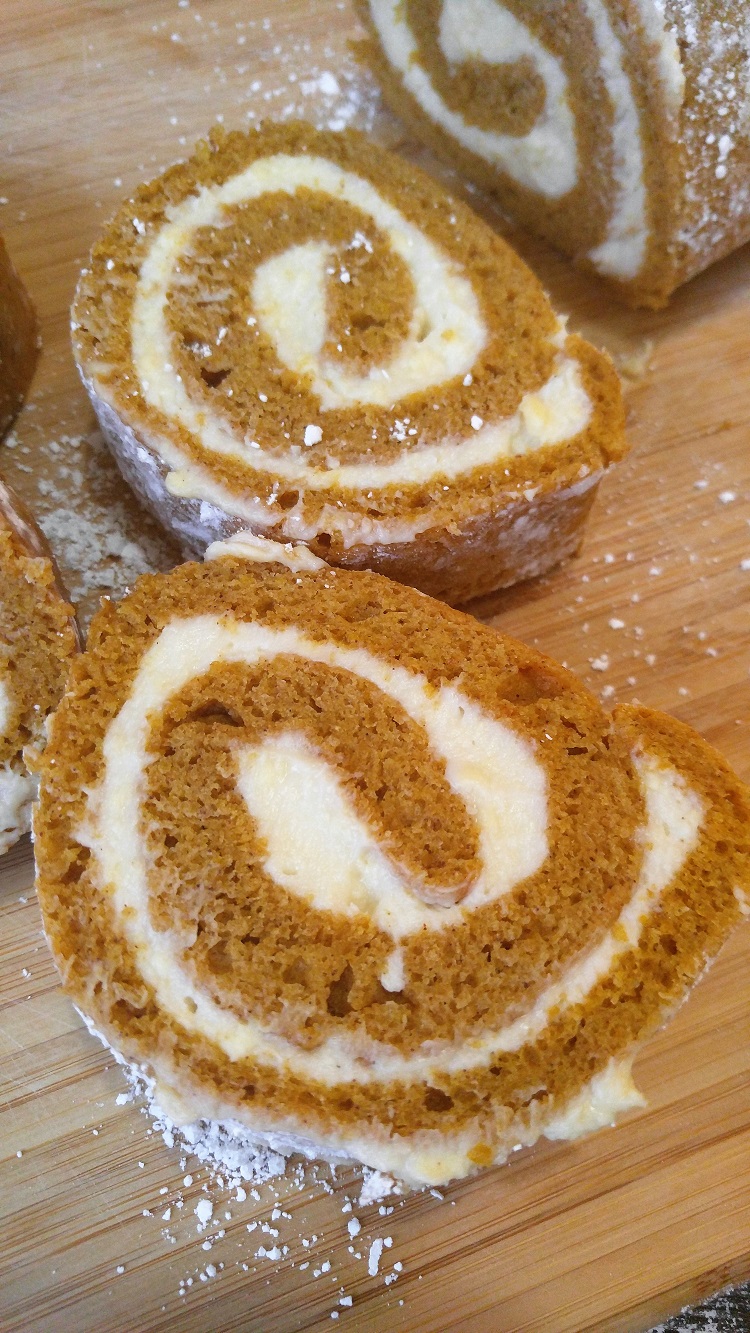 Gluten Free Pumpkin Roll | The Gluten Free